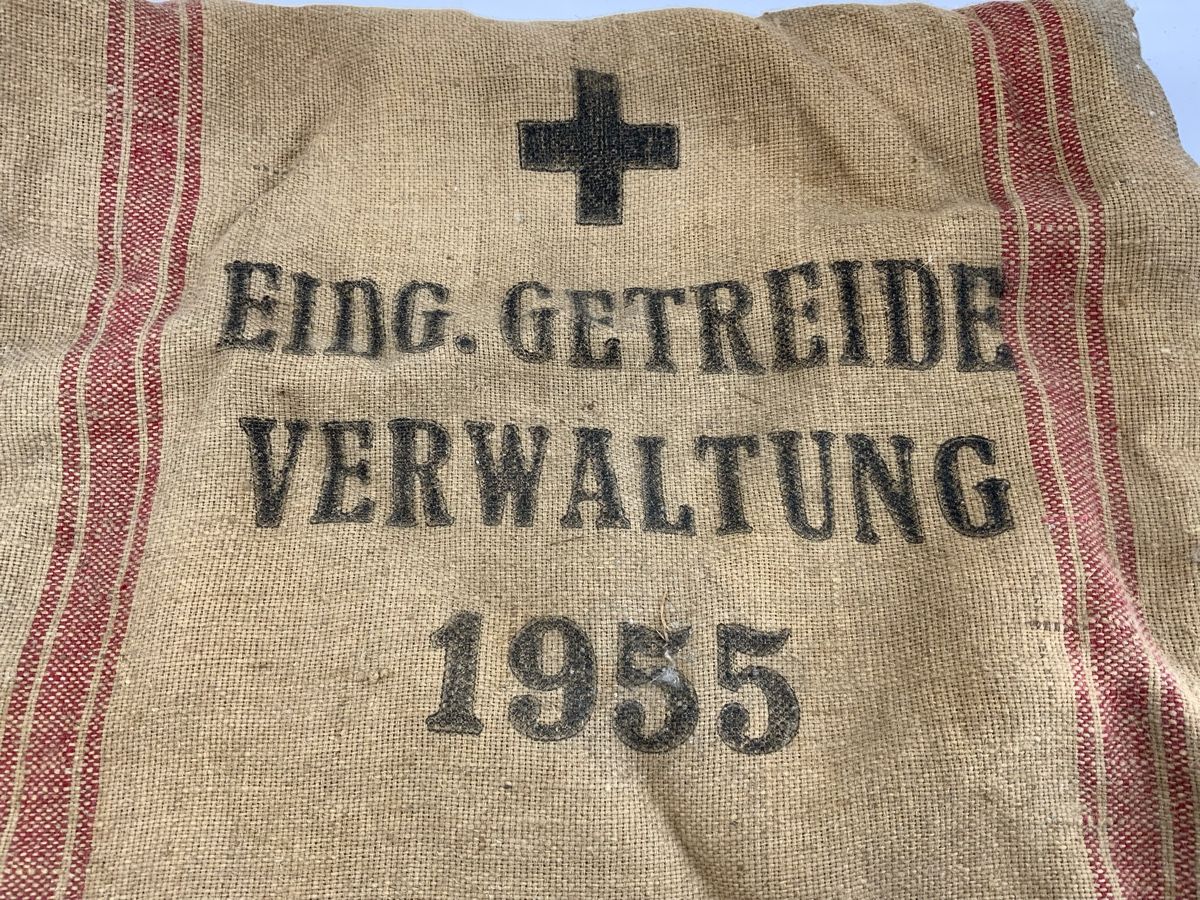 Schweizer Armee Borse: Originale Schweizer Armeetasche, Getreidesack 1955! – Usato da Erlach venduto da silvia3235 4