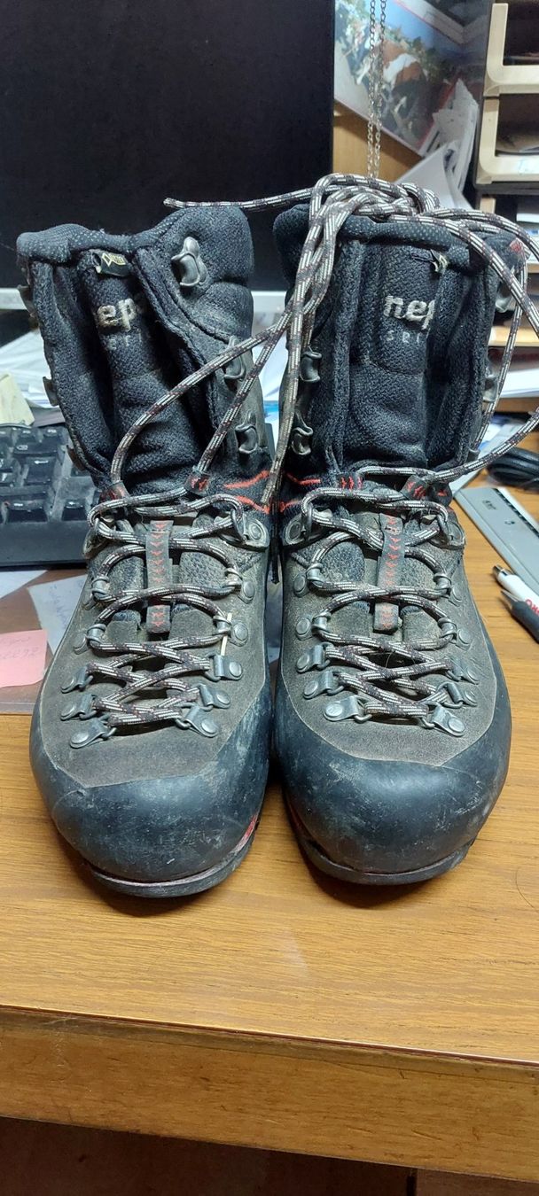La Sportiva Chaussures hommes: La sportiva – D'occasion à St. Antoni par urzel