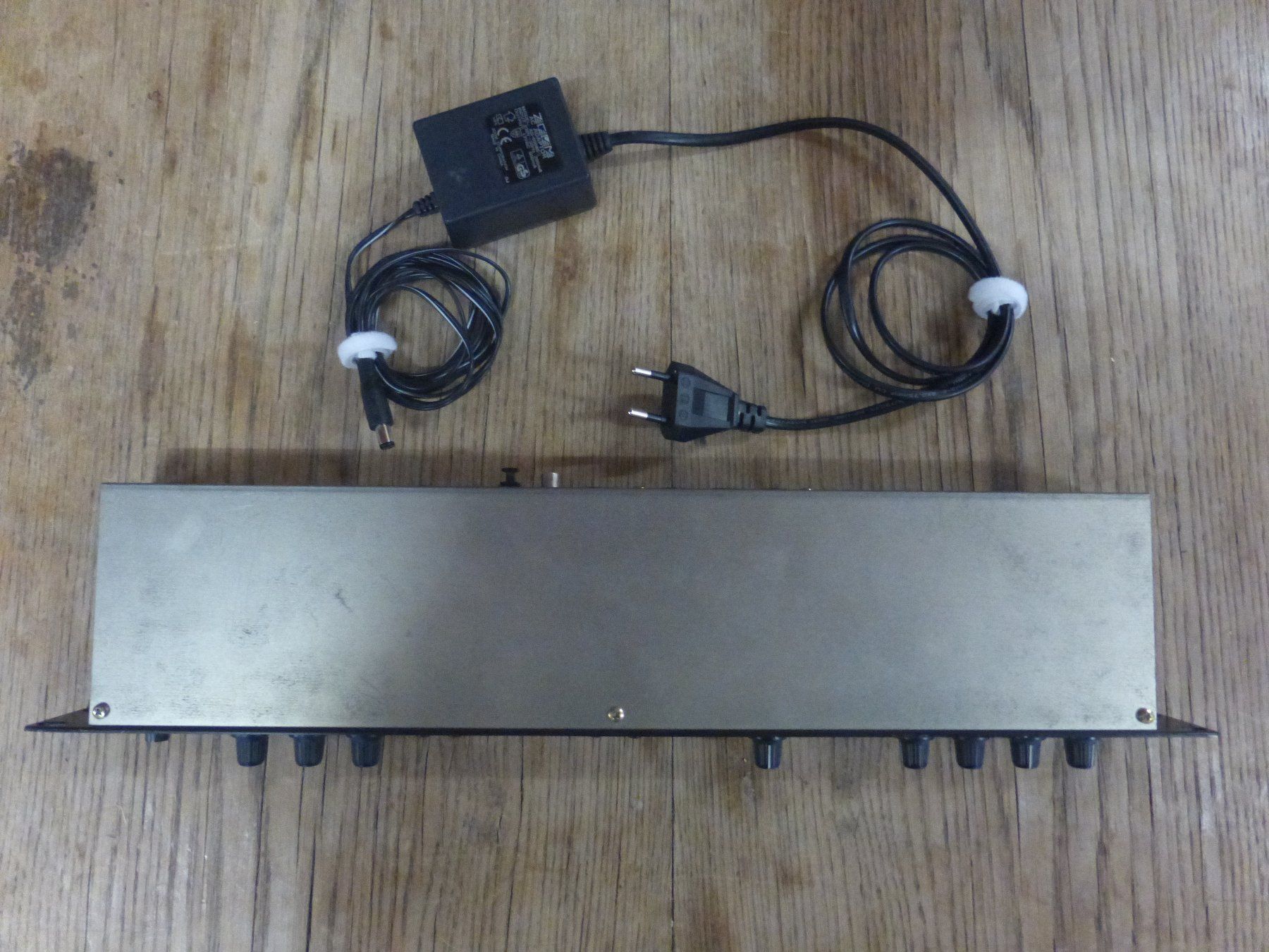 Strumenti musicali: Zoom RFX 2000 Multieffektgerät Audio FX – Usato da Zumikon venduto da psisound 8