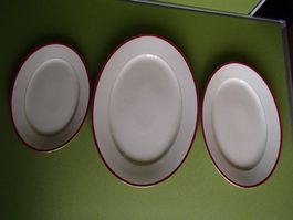 3 grosse ovale Servierplatten Elfenbeinporzellan roter Rand