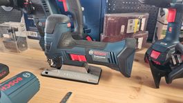 Bosch Akku-Stichsäge GST 18V-LI S solo