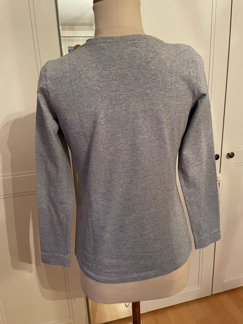 T-shirt: Langarmshirt, grau Grösse 40 – Usato da Münchenstein venduto da ann_2n6y 3