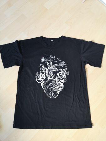T-Shirt L