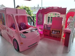 BARBIEBUS UND HAUS