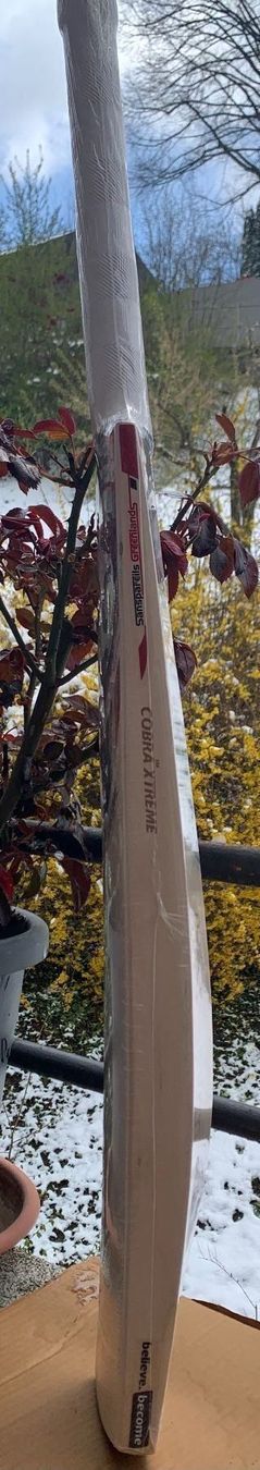 Articoli in legno: SG Cobra Xtreme English Willow cricket B – Nuovo e nell'imballaggio originale da Luzern venduto da ronymamuni 5