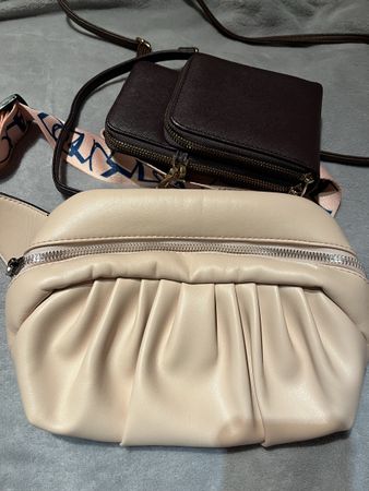Set of two bags Handtasche beige/pink und Portemonnaie braun