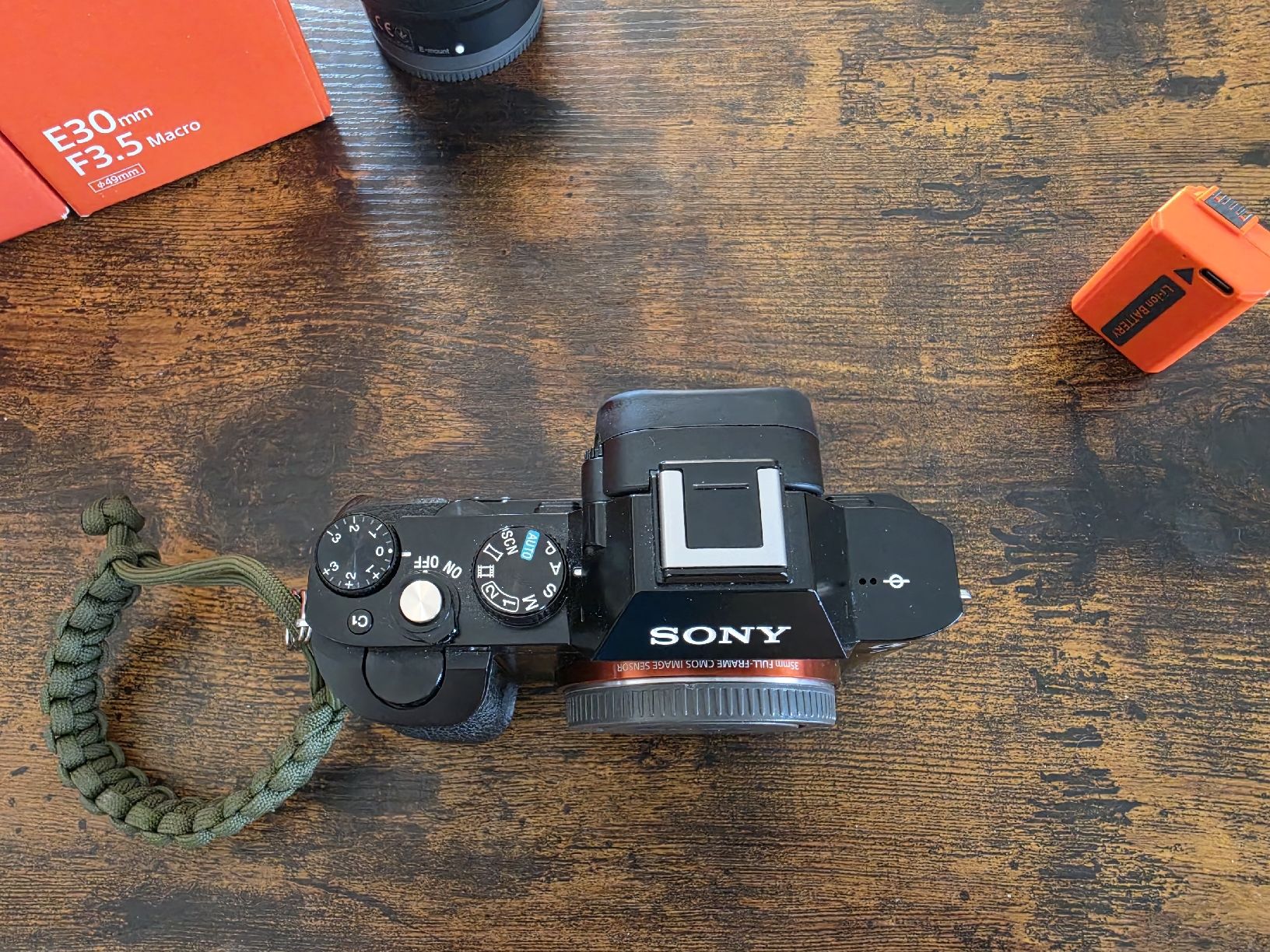 Sony Fotocamera: Sony A7 ILCE-7 + Lens – Usato da Döttingen venduto da mat_dgp8 2