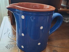 MILCHKRUG MIT SÜSSEN PUNKTN BLAU WEISS