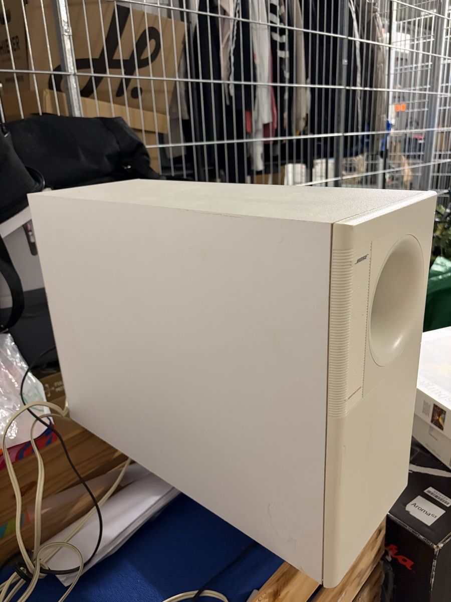 Bose Casse acustiche: Bose 3 Lautsprecher-System weiss gebraucht – Usato da Pratteln venduto da Lara0309 3