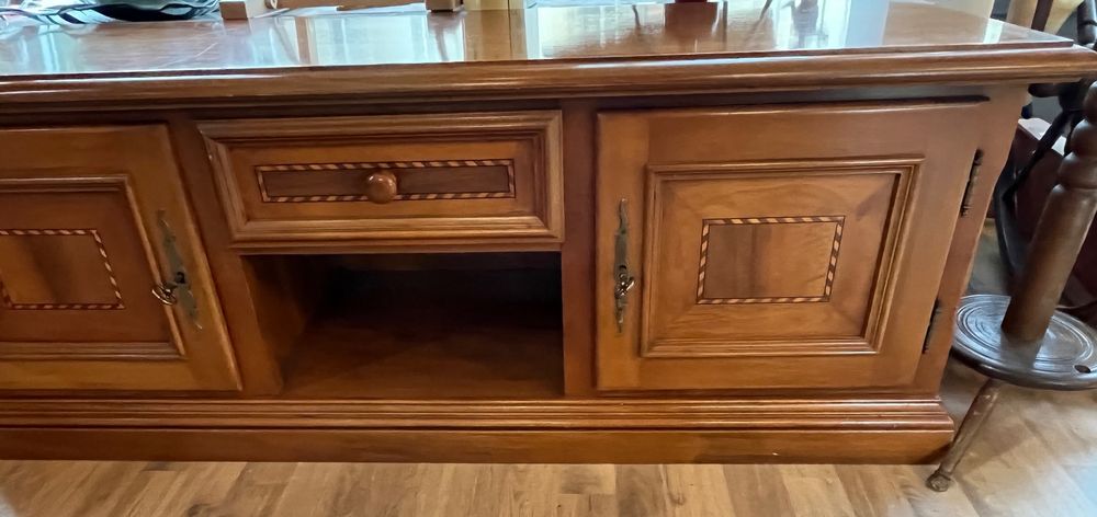 Commodes: Massives Sideboard Nussbaum Intarsien – D'occasion à Stetten AG par Brissago25 1