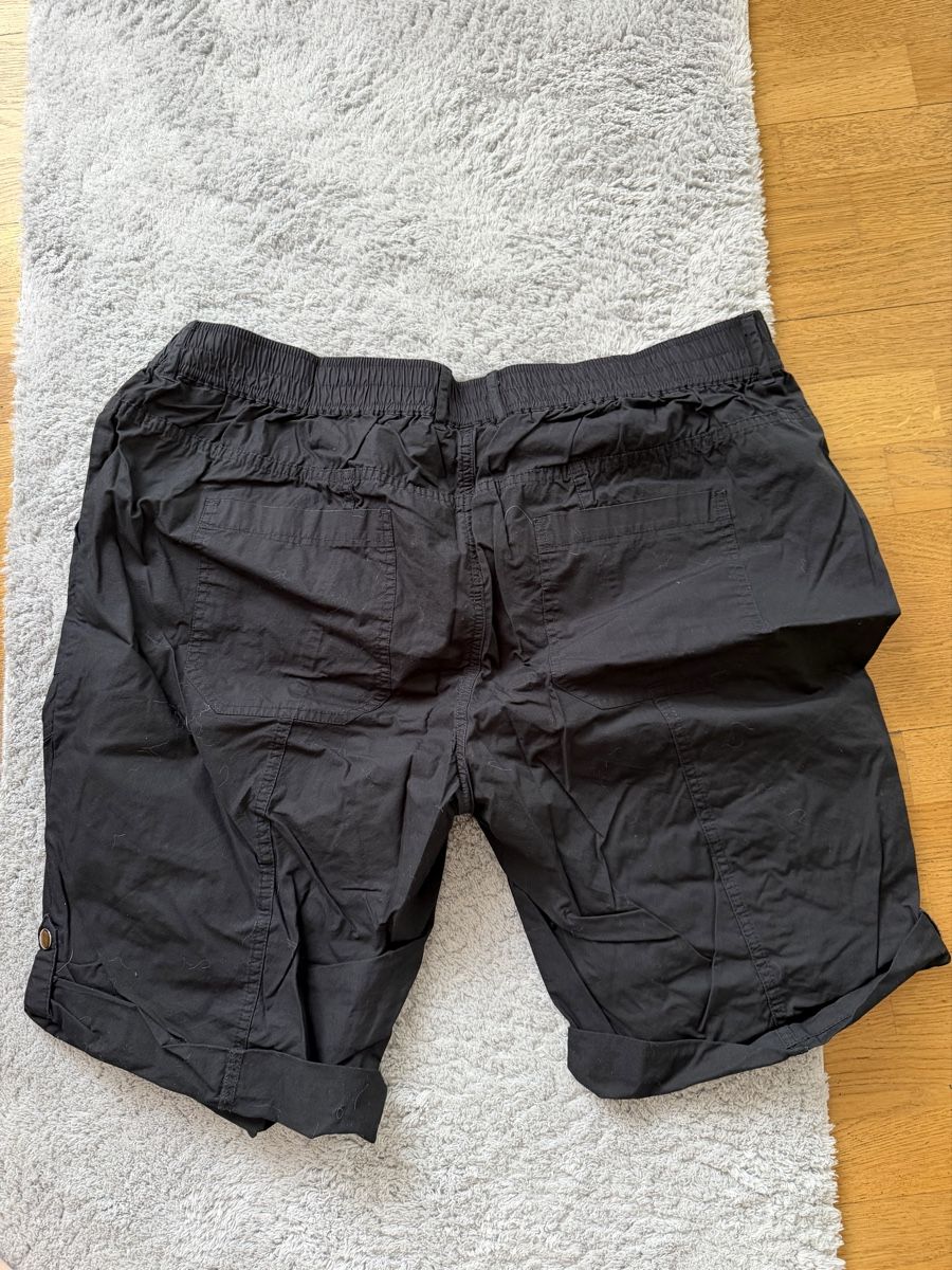 Pantaloni: Max Blue Shorts, Sommer-Look, Gr. 50 – Usato da Mosnang venduto da Dojajolele 1