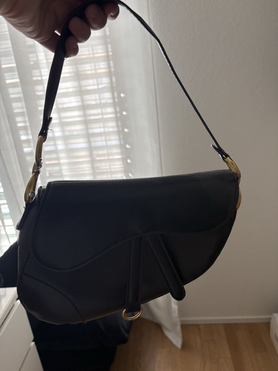 Taschen für Damen: Handtascge – Neu (gemäss Beschreibung) aus Ormalingen von bil_mlh2