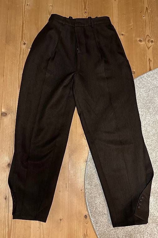 Pantaloni: Stoffhose - MANIÈRE DE VOIR – Usato da St. Gallen venduto da sel_vtp9