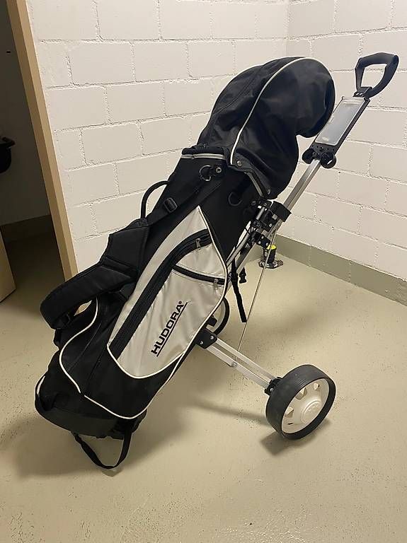 Mazze & Set: Golfset (13 Schläger) inkl. Golftrolley – Usato da Kloten venduto da And_kae91 1