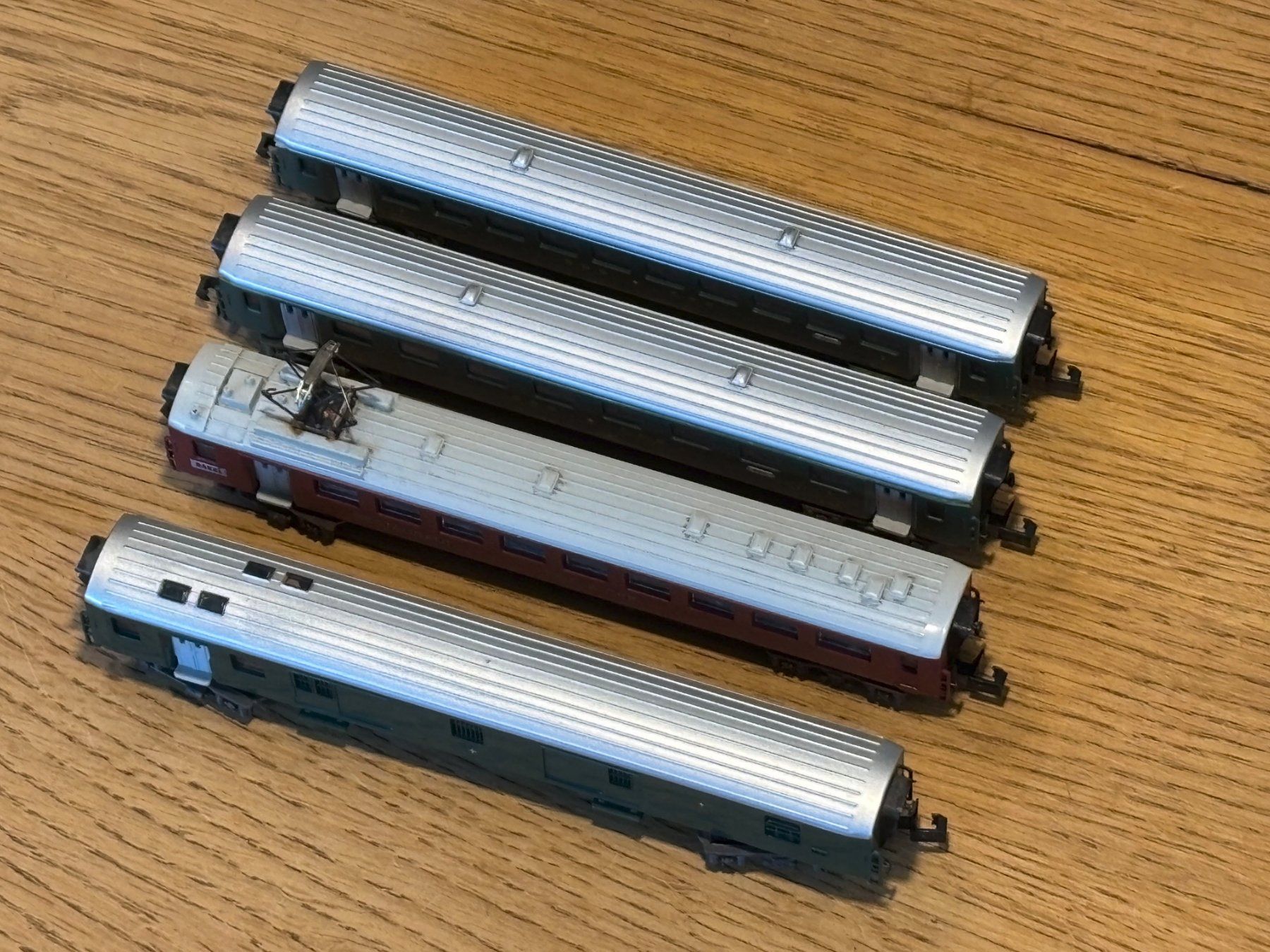 Modelleisenbahnen: L1891: 4 Stk. SBB Eisenbahnwagen(Spur N) – Gebraucht aus Birsfelden von Birs_25 6