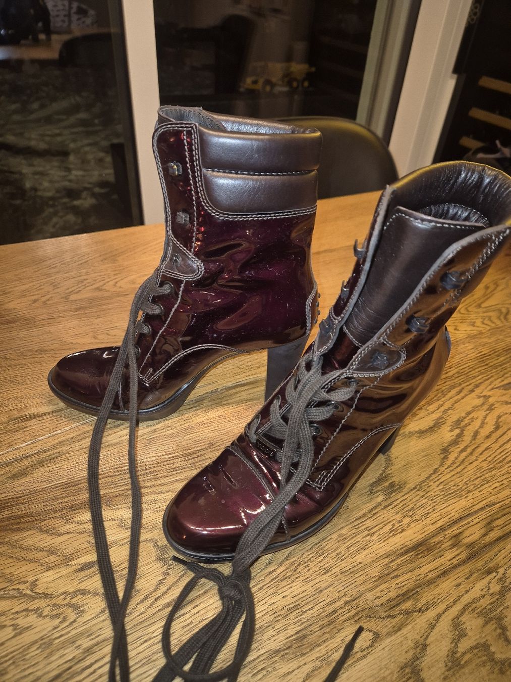 Sonstiges für Firmenanlässe & Parties: Tods Stiefeletten – Neu (gemäss Beschreibung) aus Davos Clavadel von ste_9qdw