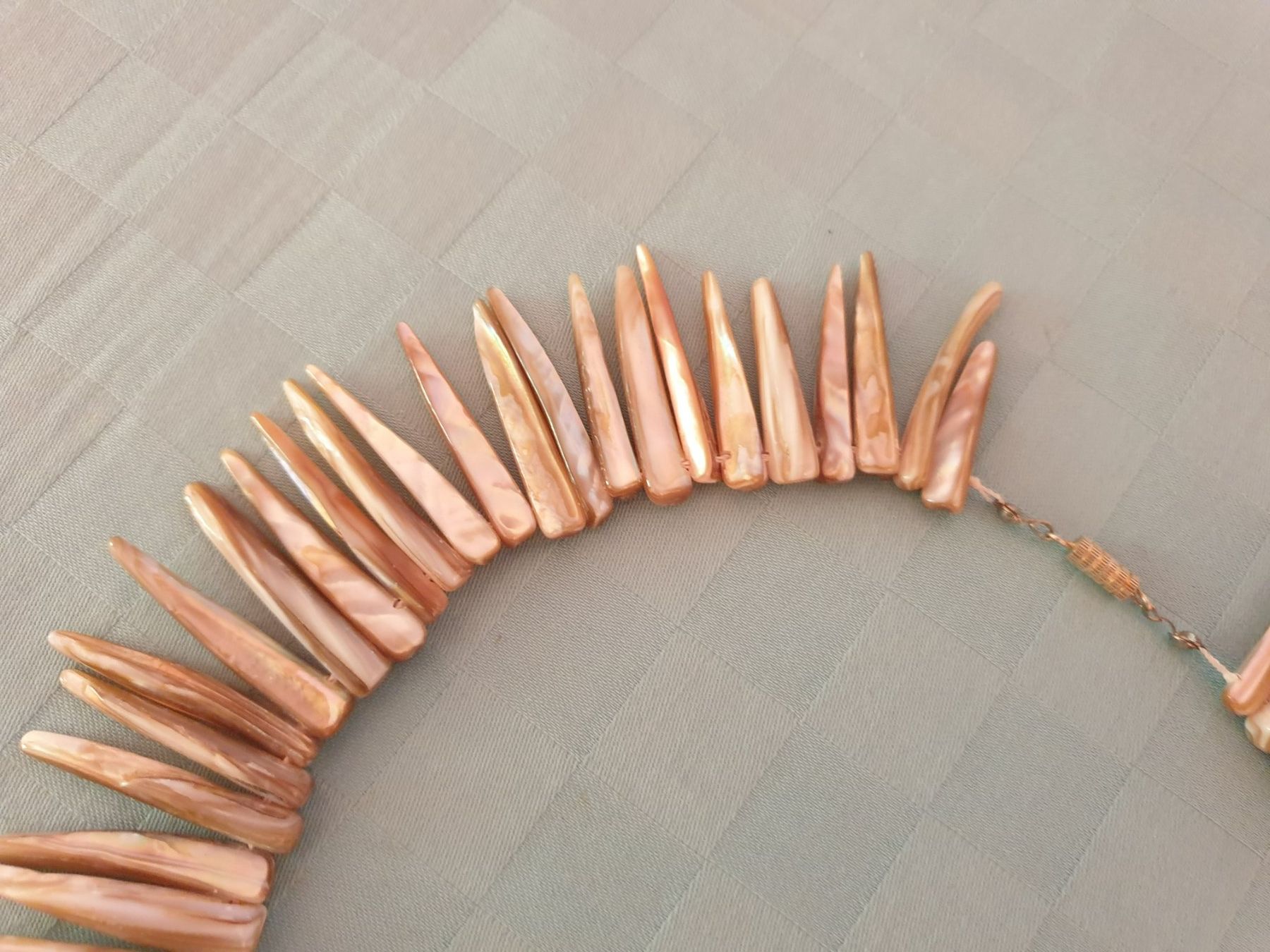 Catenine: Schmuck Halskette Kette Perlmutt Zähne – Usato da Mörschwil venduto da spirspi 3