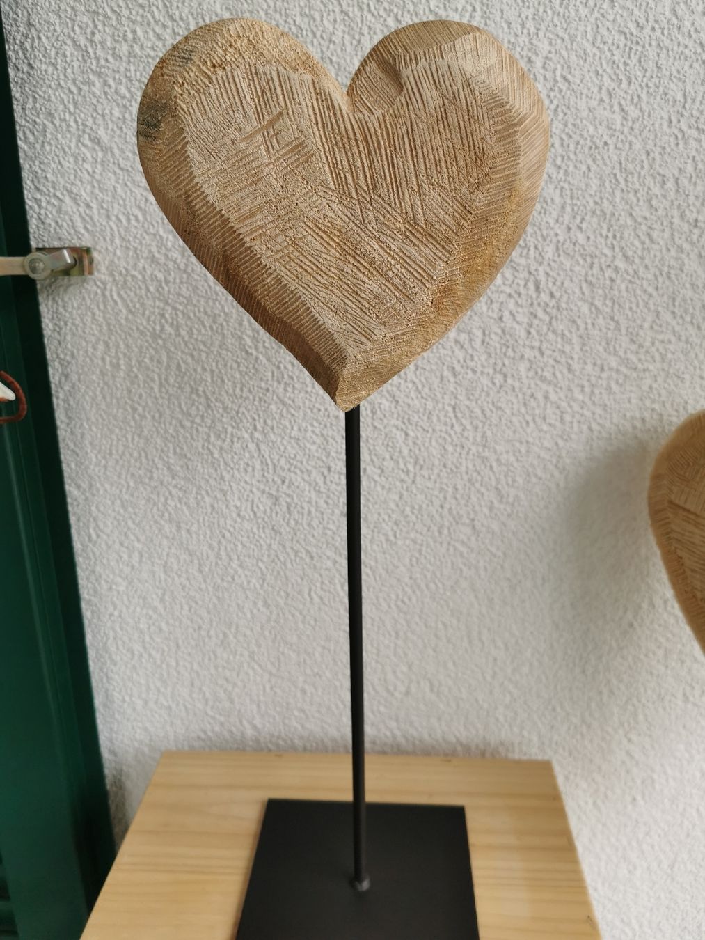 Tutte le decorazioni: Holzherz auf Ständer Höhe ca. 50 cm – Nuovo (secondo la descrizione) da Oberwangen TG venduto da Oshiraz