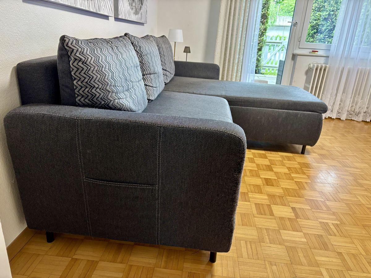 Divani: Divano letto angolare con penisola – Usato da Winterthur venduto da sim_zz7t 5
