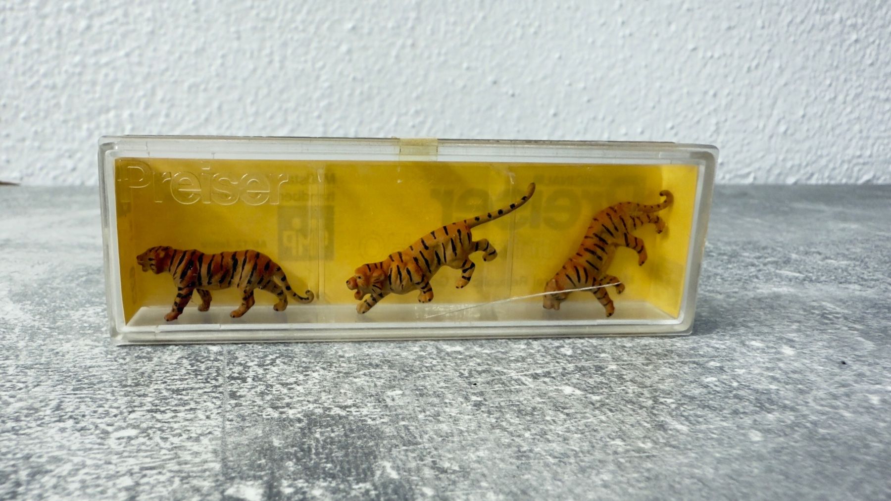 Preiser Modellini di ferrovie: Preiser Tiger 623 H0 1:90 in OVP – Usato da Schlieren venduto da rat_lq6b