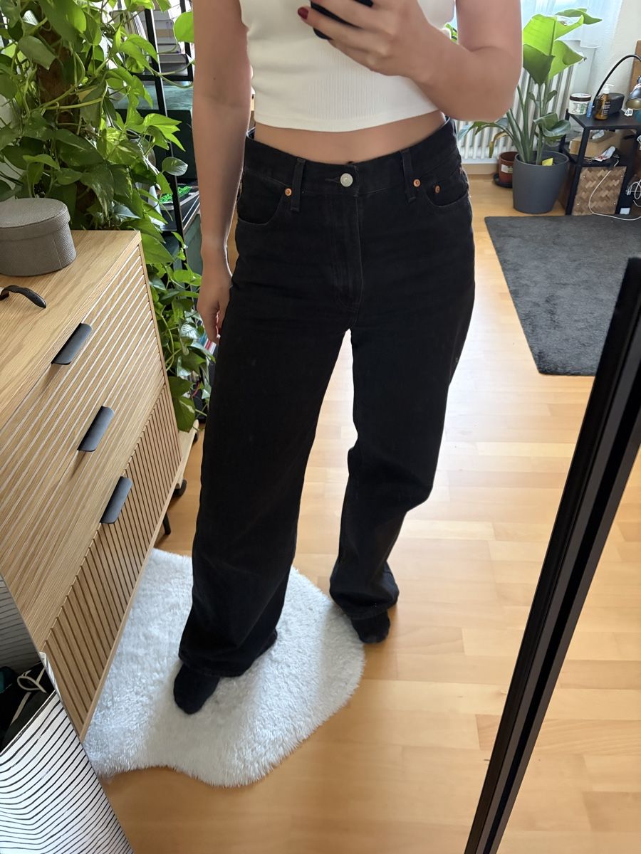 Levi's Jeans: Levi's Ribcage Wide Leg Jeans, Black, Size 29 – Nuovo (secondo la descrizione) da Zürich venduto da Abu95