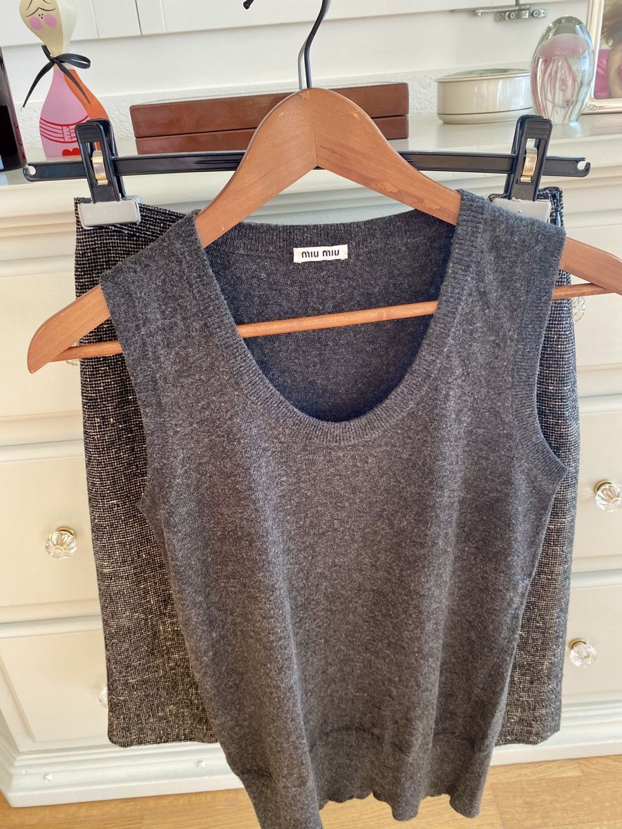 Lotti di vestiti: Miu Miu Prada Designer Top – Usato da Walchwil venduto da anj_9zhk
