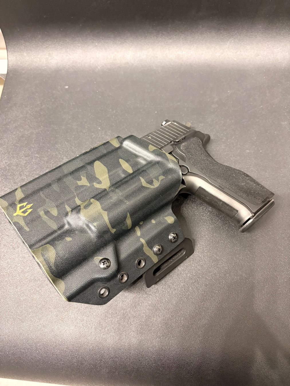 Sig Sauer Tiro a segno: Pistolenholster Black Trident Left – Usato da Bergdietikon venduto da t_t_ch
