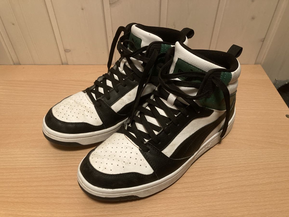 Puma Scarpe da uomo: Puma Sneaker halbhoch Gr.40 – Usato da Jaun venduto da walin2