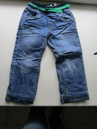 Jeans Grösse 92 (gefüttert)