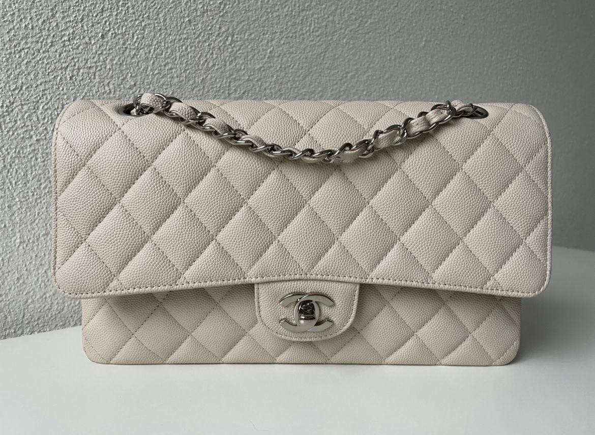 Chanel Borse da donna: Chanel Classic Flap Tasche Medium – Nuovo (secondo la descrizione) da Winterthur venduto da 19.19
