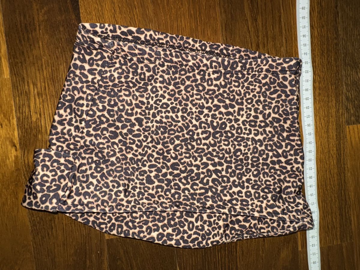 Bershka Top: Leopardenmuster Top, Grösse XS – Nuovo (secondo la descrizione) da Dübendorf venduto da lus_9275 1