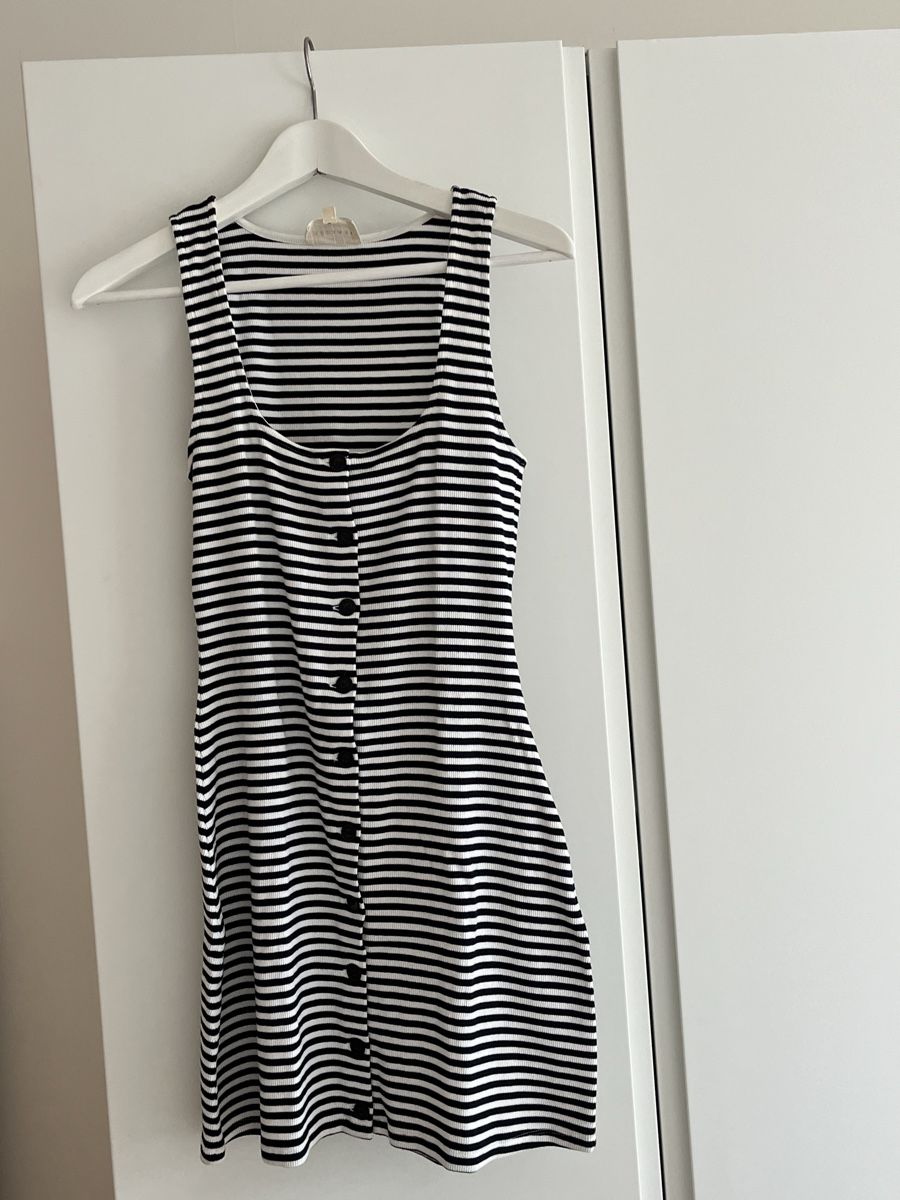 Sezane Vestiti: Sezane Kleid – Nuovo (secondo la descrizione) da St. Gallen venduto da mllealessandra 1