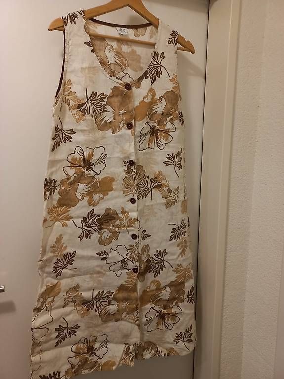 Kleider: Kleid  – Gebraucht aus Niederhasli von log_5ffv