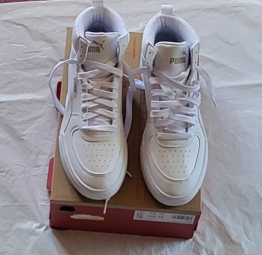 Puma Scarpe da uomo: Puma Caven Mid, blanches, taille 42.5, état  neuf – Nuovo (secondo la descrizione) da Niedergösgen venduto da Eva2410 2