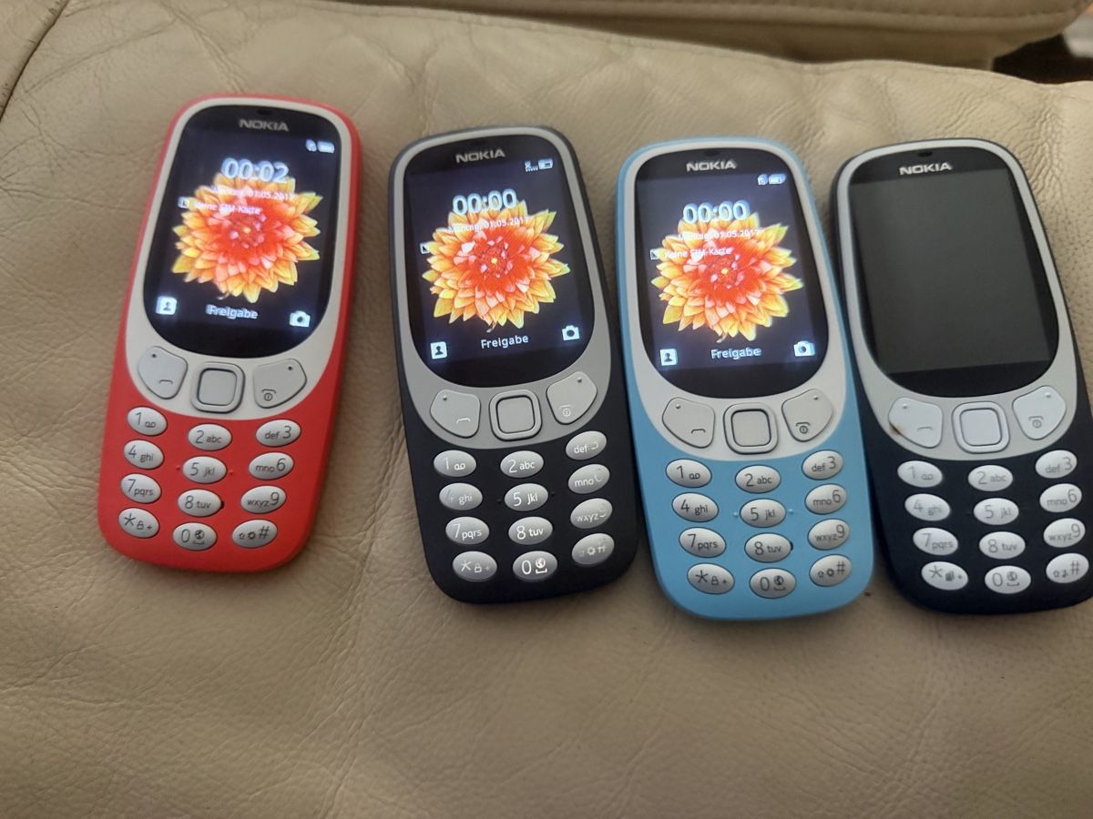 Nokia Handys / Smartphones: Nokia 3310 (4 stück) – Gebraucht aus Regensdorf von mex5145 1
