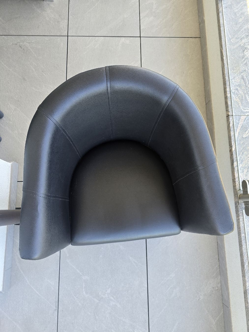 Sessel: Fauteuil – Gebraucht aus Renens VD von ced_t5fb 1