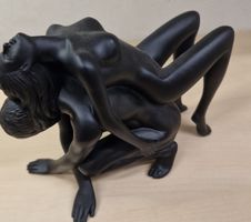 Elegante Skulptur - Ausdrucksstarke Kunst für Ihr Zuhause!