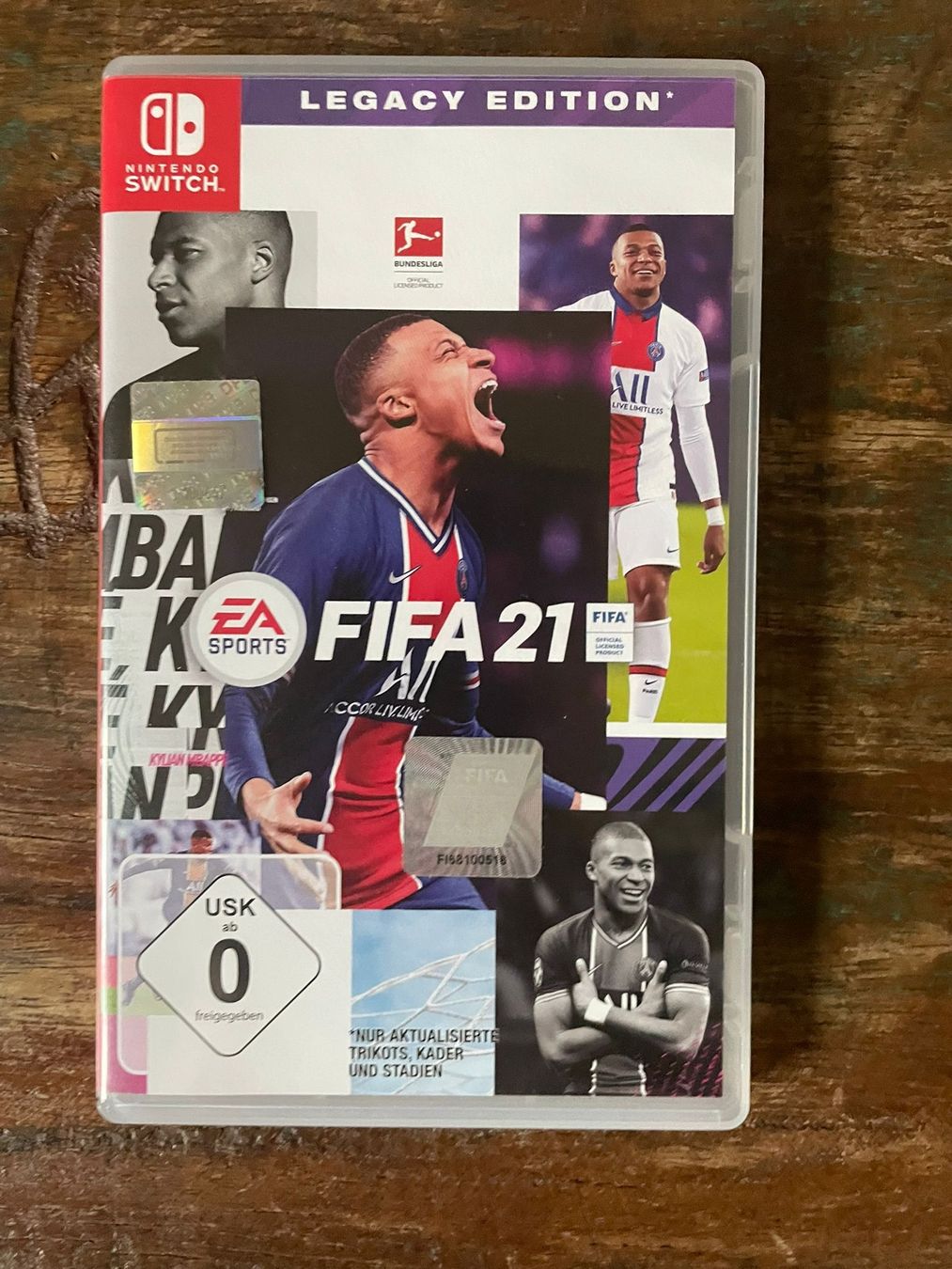 Nintendo Jeux: FIFA 21 - Legacy Edition - Nintendo Switch – D'occasion à Römerswil LU par Miss_Bambina