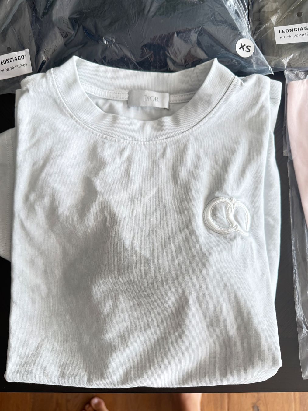 Lotti di vestiti: KLEIDERPACKET T-SHIRT UDN PULLOVER SIEHE BILDER AB CHF 1.- – Nuovo (secondo la descrizione) da Zollikofen venduto da Level_911 1