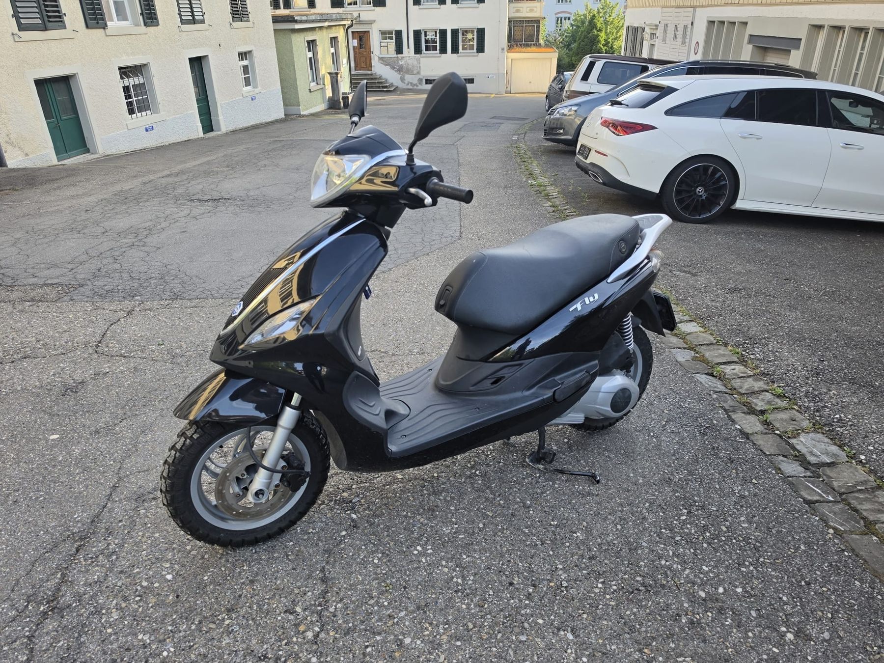 Piaggio Altro: Piaggio fly 125ie – Difettoso da Pfäffikon ZH venduto da okidokii 7