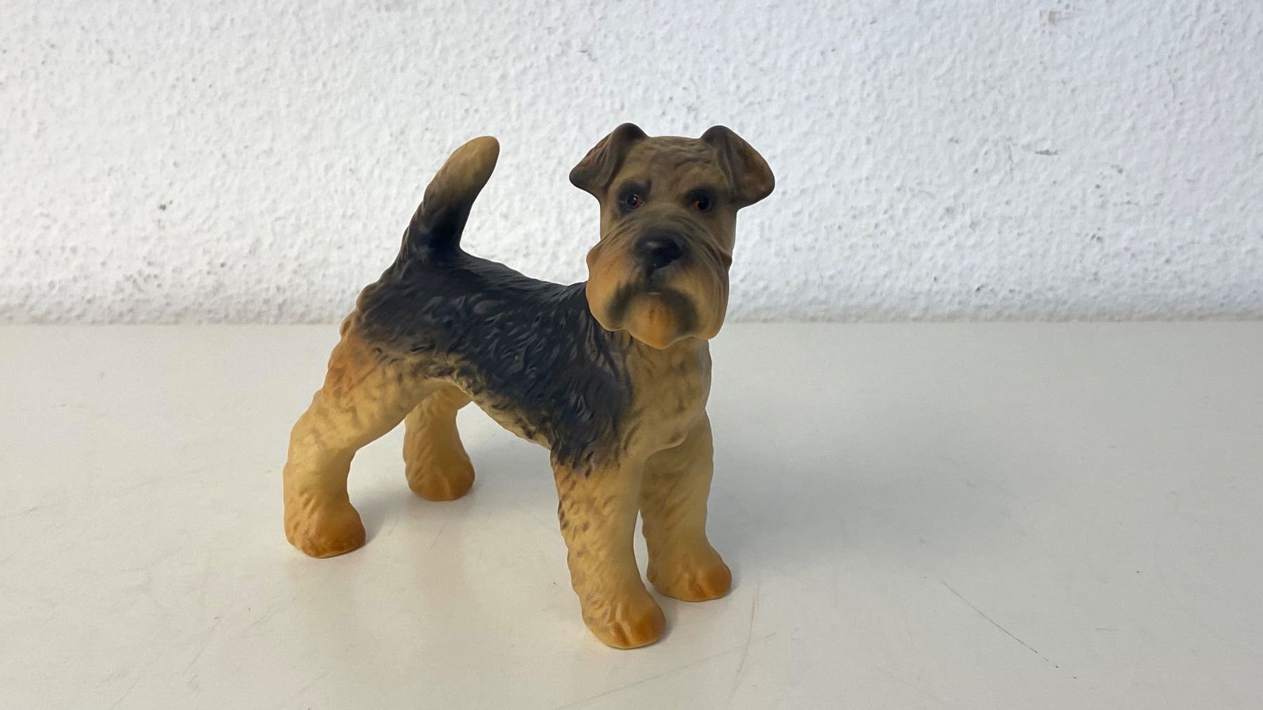 Figuren: GOEBEL Airedale Terrier – Gebraucht aus Zürich von Arche_Brockenhaus 1