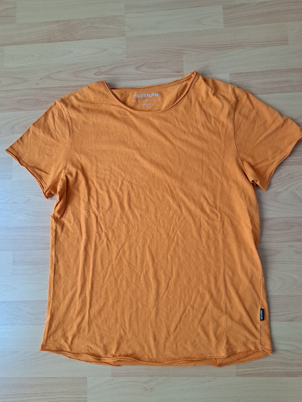 T-Shirts: Tshirt Youturn – Gebraucht aus Kloten von sbine80