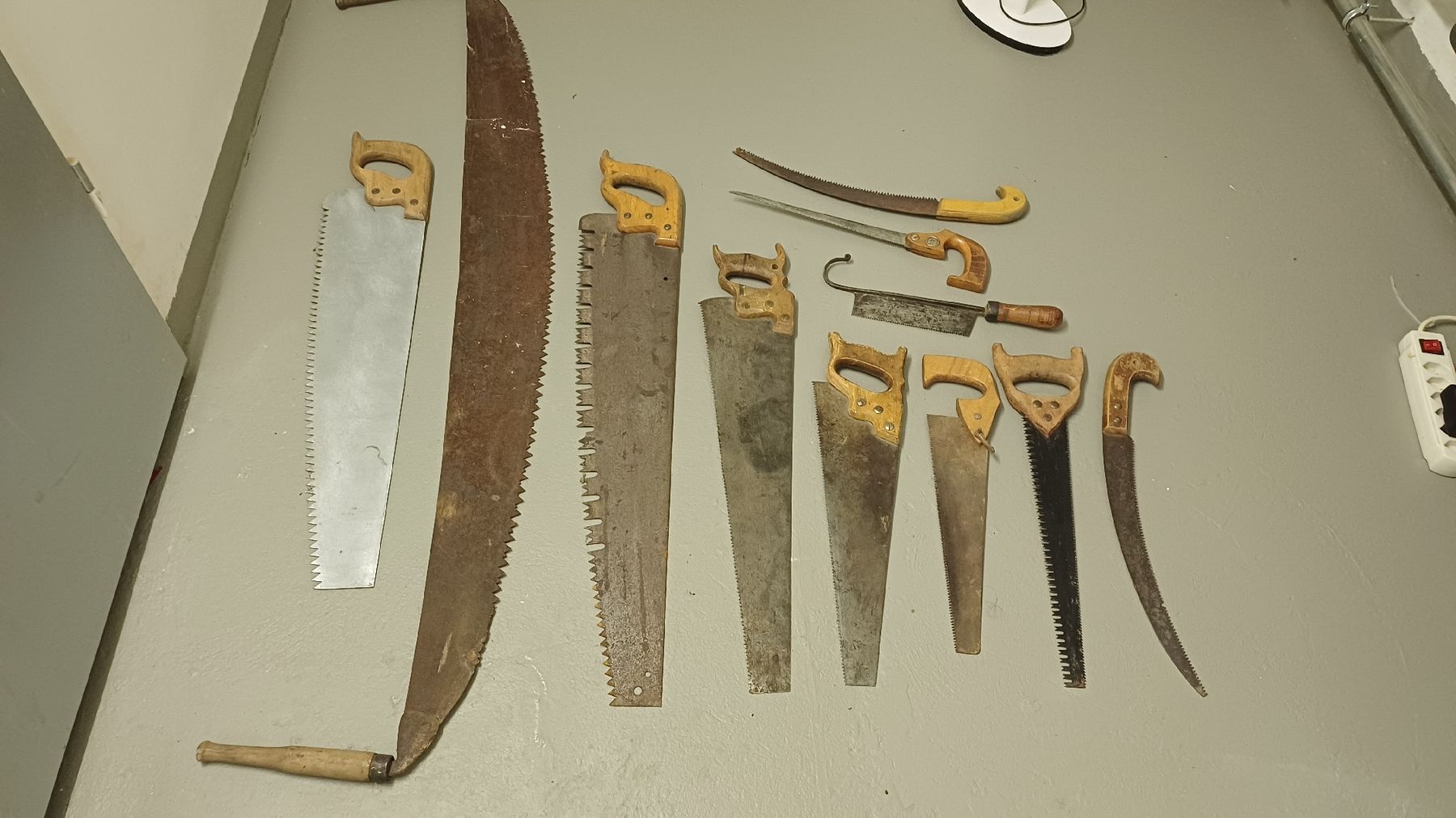Sägen: 12 verschiedene Antike Sägen  – Gebraucht aus Flawil von Naphtali 7