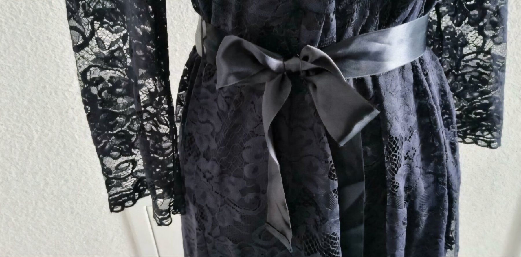 Esprit Vestiti: Umstandsmode: ESPRIT Maternity Spitzenkleid mit Schleife S – Nuovo (secondo la descrizione) da Champlan venduto da acr_kkd5 5