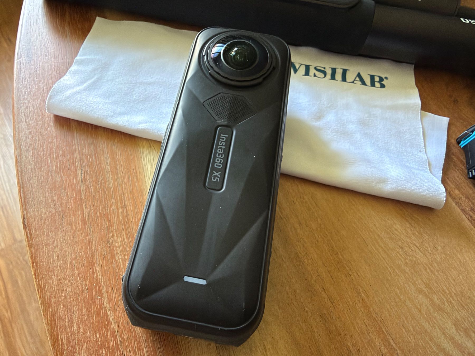Insta360 Action Cam: Insta360 X5 8K – Usato da Luzern venduto da Lightrooms 5