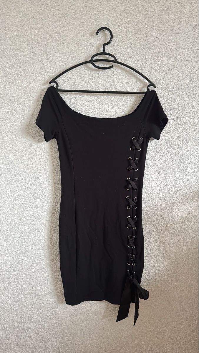 Vestiti: Schwarzes Kleid, Grösse 38 – Usato da Burgdorf venduto da Lou-123