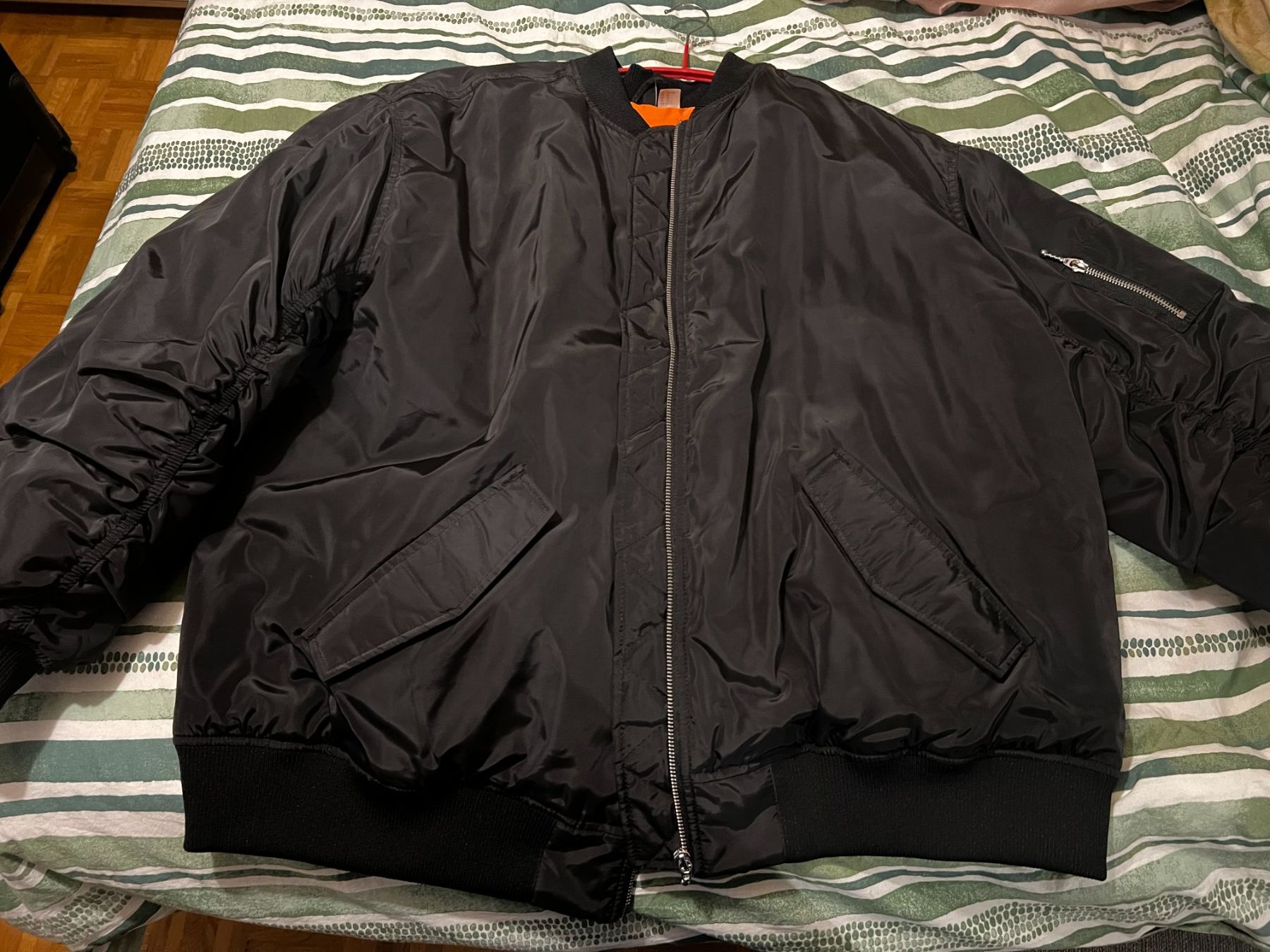 H&M Giacche: Oversized bomber jacket H&M XL – Nuovo (secondo la descrizione) da Monthey venduto da Black-Cockatoo 2