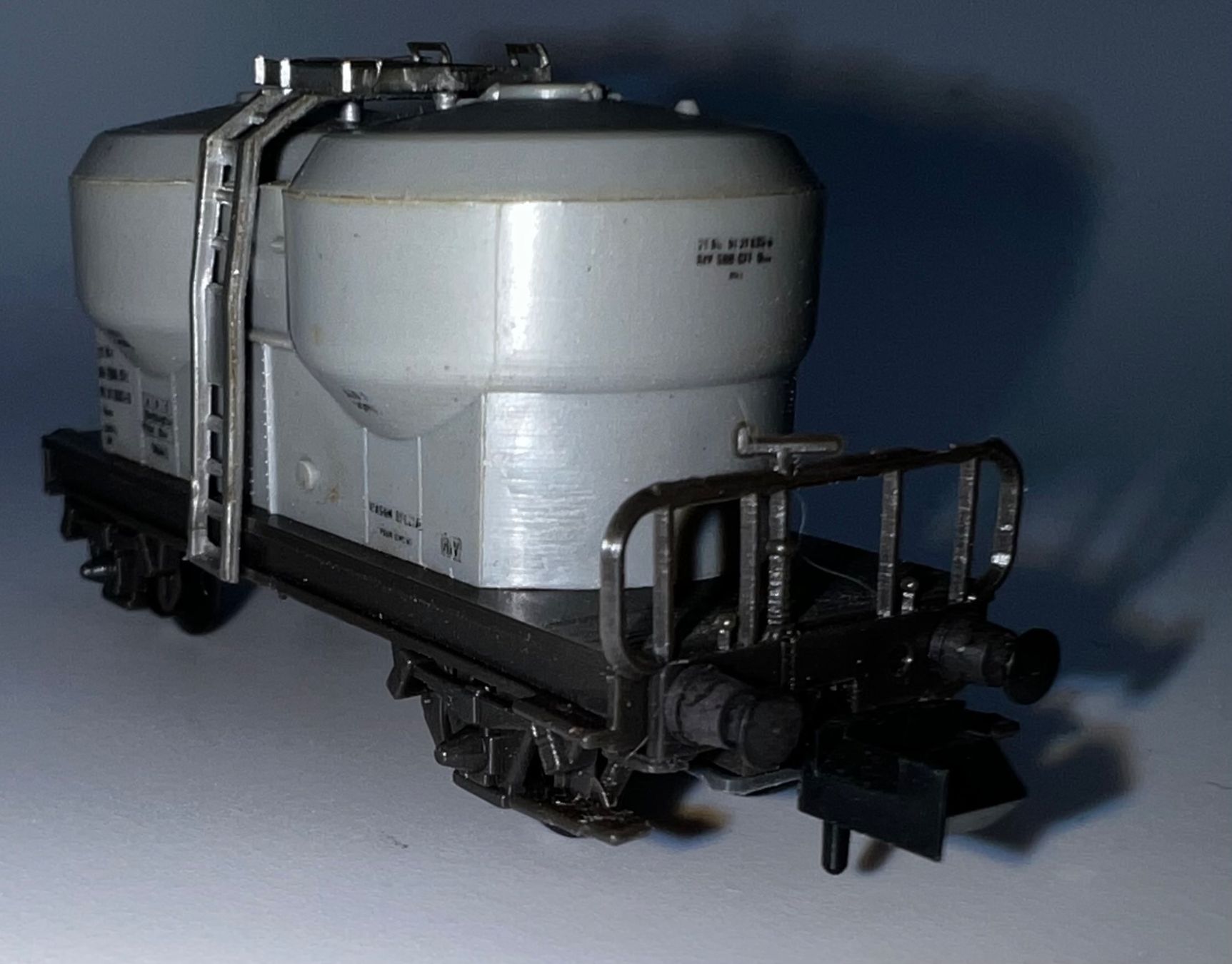 Swiss Modellini di ferrovie: Swiss Toys, Silo-Güterwagen der SBB – Usato da Basel venduto da jonnyhaas 3