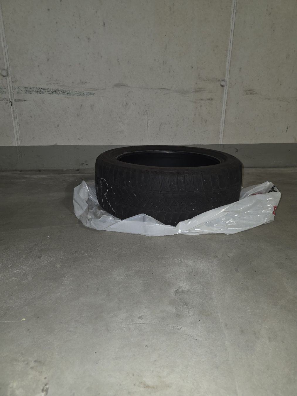 Pneus & Roues: 4 Autoreifen, 225/45 R18, MO – Neuf (Voir description) à Luzern par vki_9m2q 1