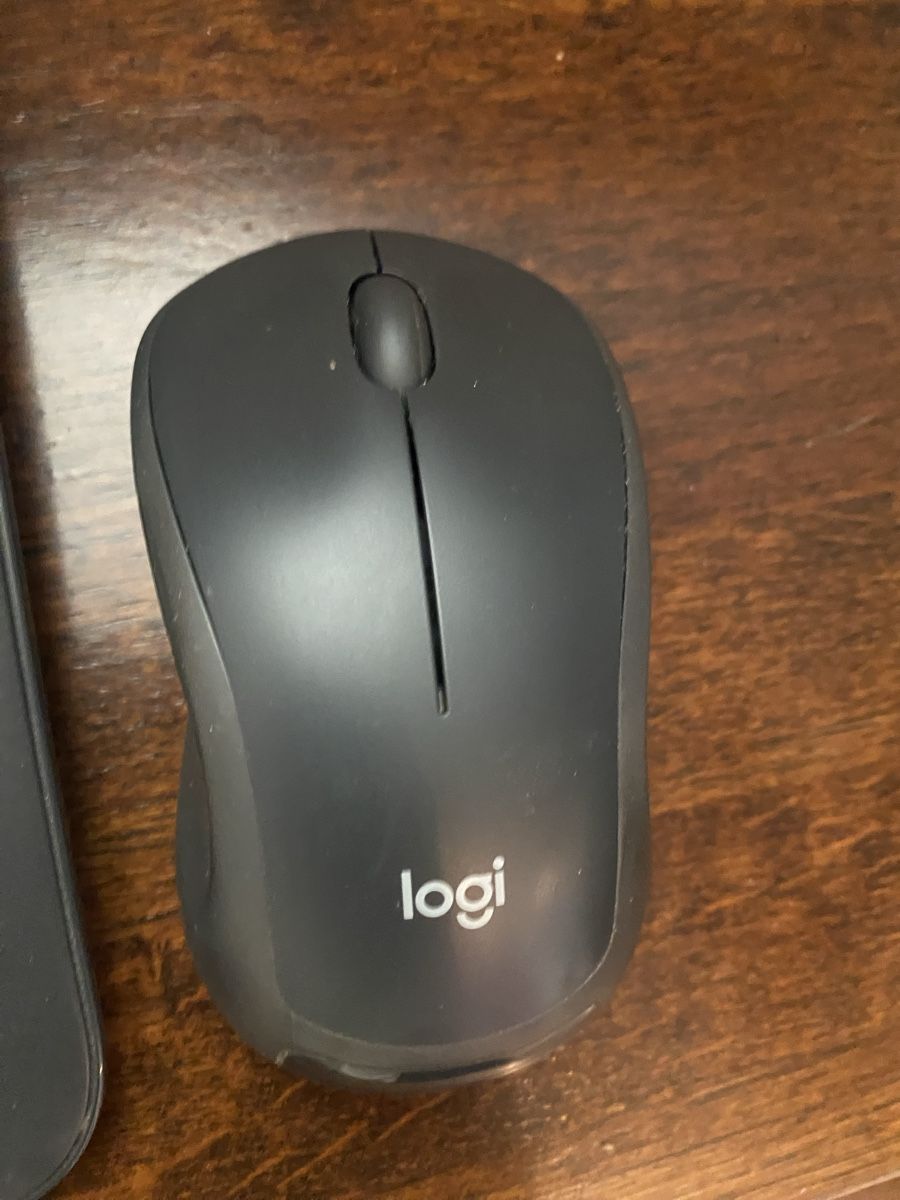 Logitech Tastiere: Clavier et souris sans fil – Usato da Le Noirmont venduto da Chreeba 2